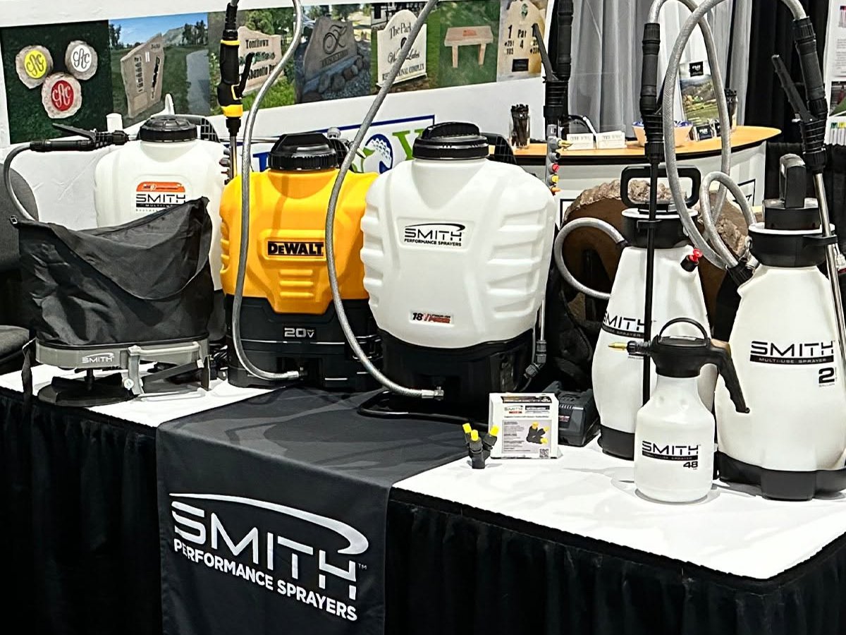 How to Choose the Right Pump Sprayer for Your Industry